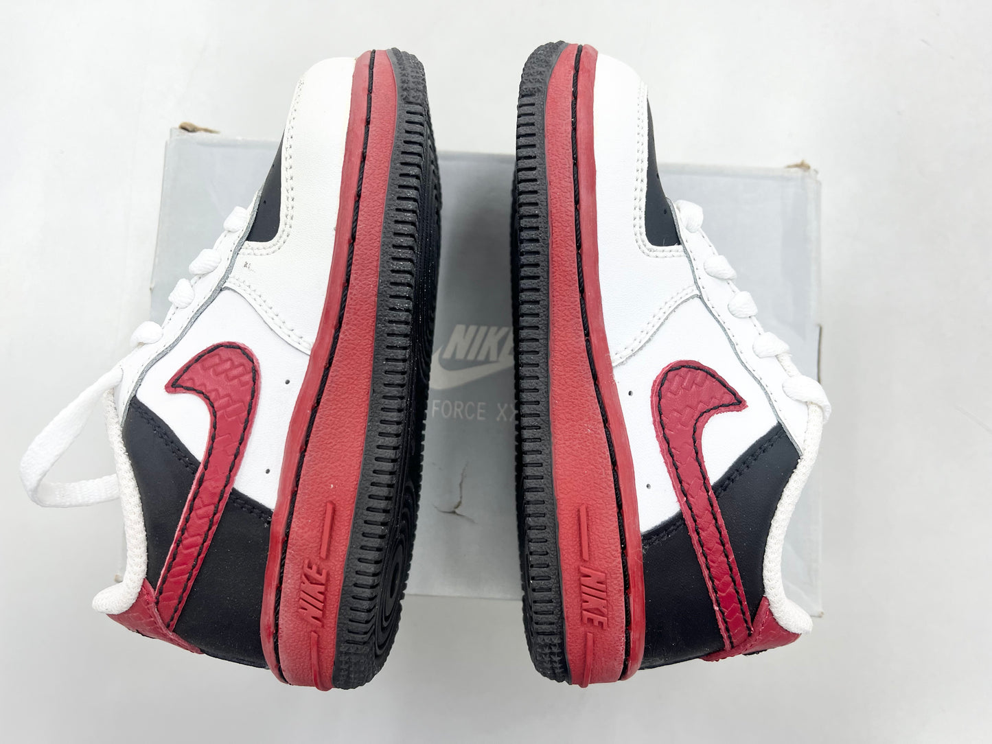 2007 Baby Nike AF1 Low Red/Black.
