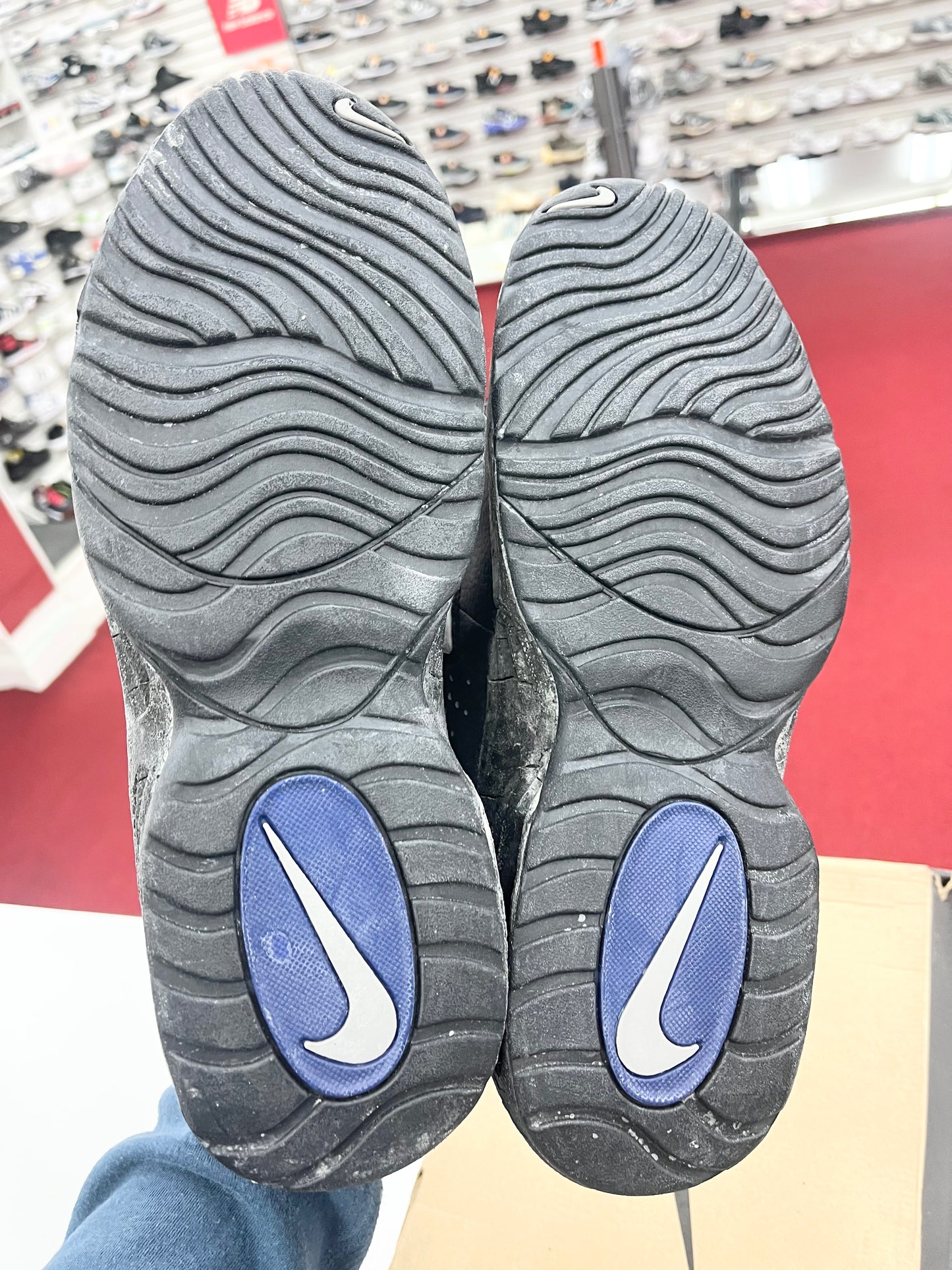 SZ 11.5 Men. 1996 Nike Air Charles Barkley 4.