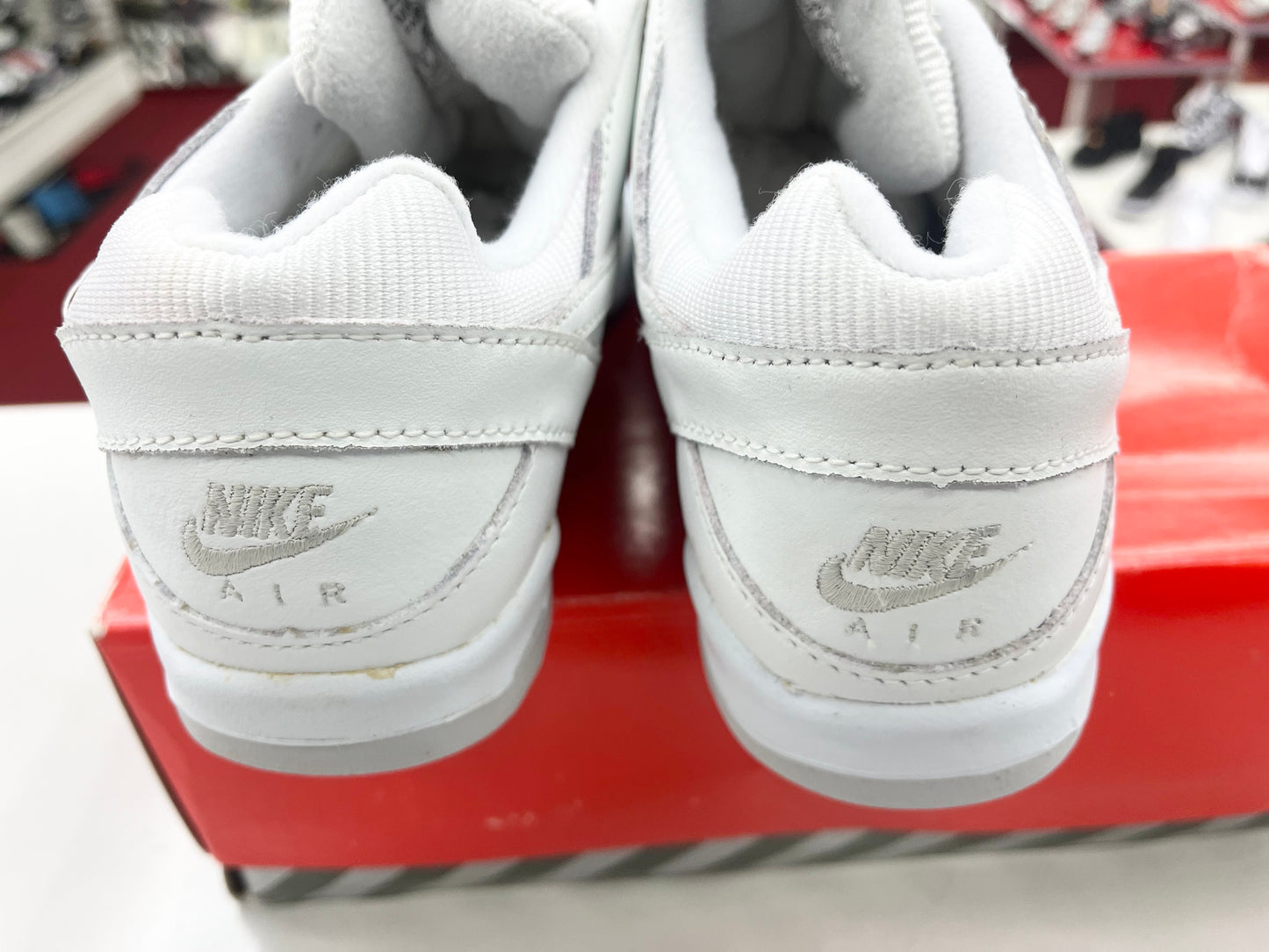 SZ 7.5 Men. 1991 Nike Air Tour Challenge.
