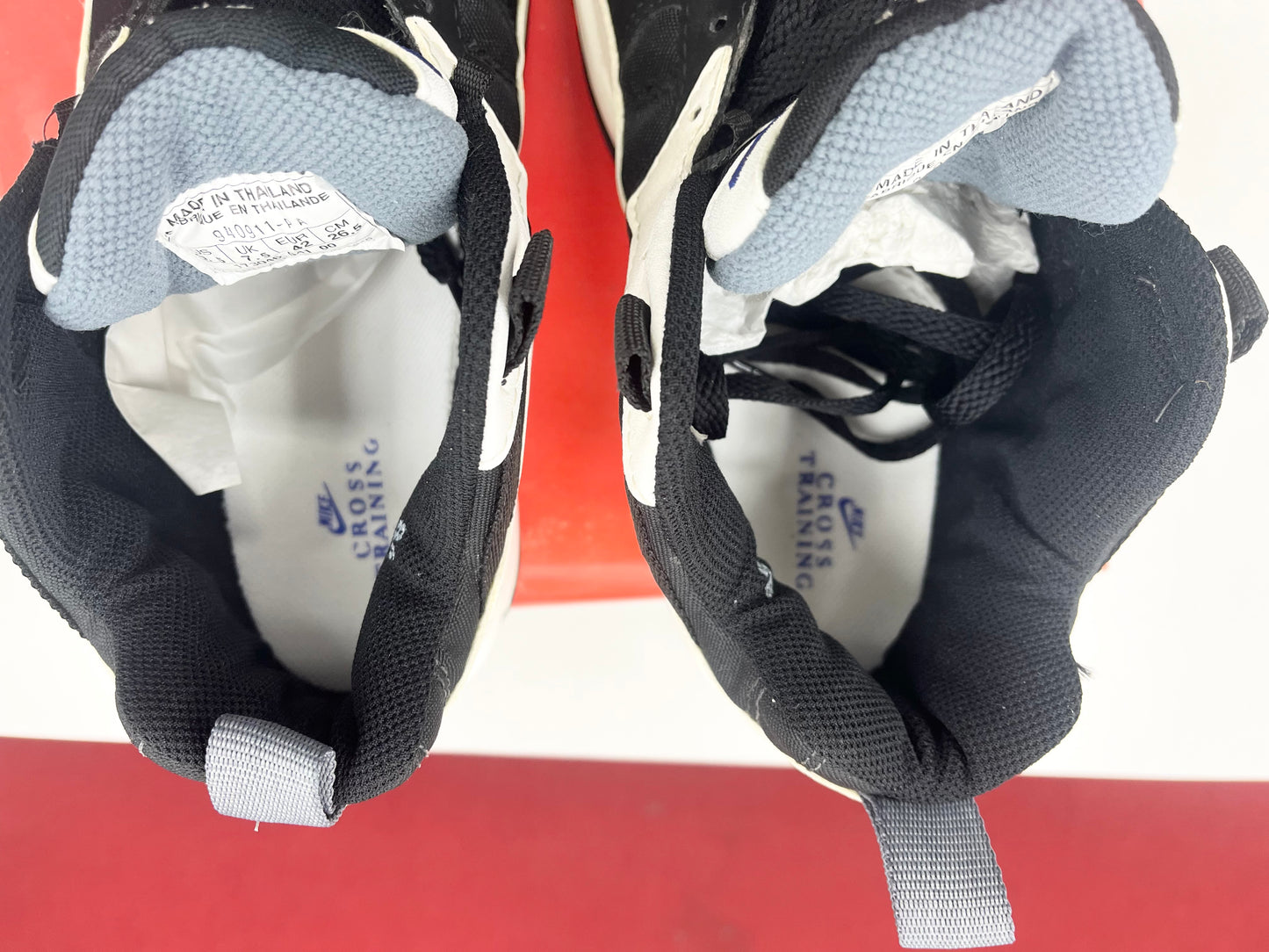 SZ 8.5 Men. 1994 Nike Air Edge 2 Mid Royals.