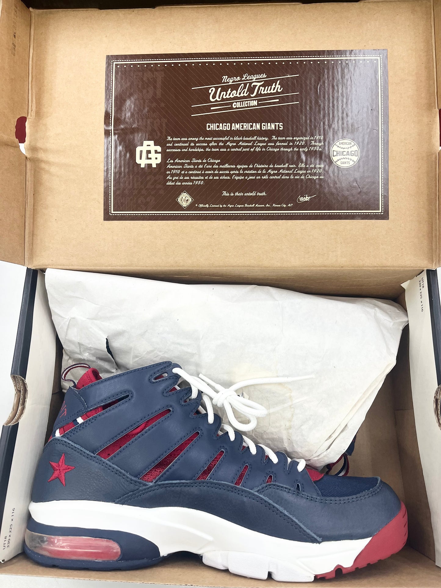 SZ 9.5 Men. 2006 Nike air trainer max 2 UTT STAR.