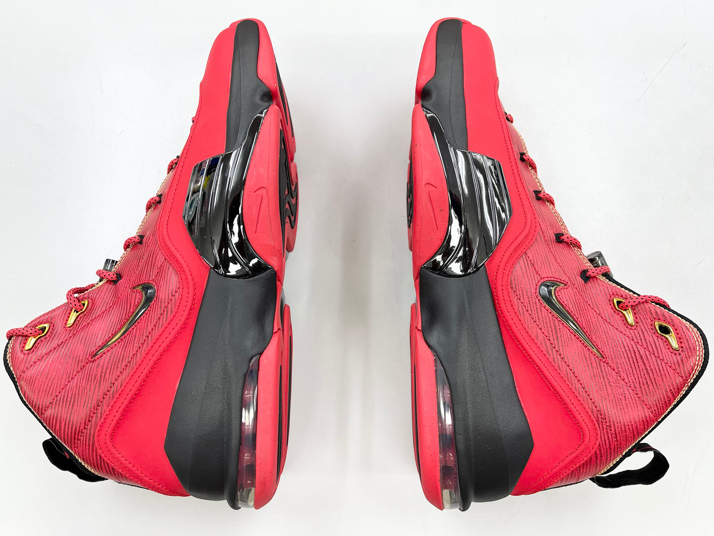 SZ 13 Men. PreOwned 2014 Nike Pippen 6 Red.