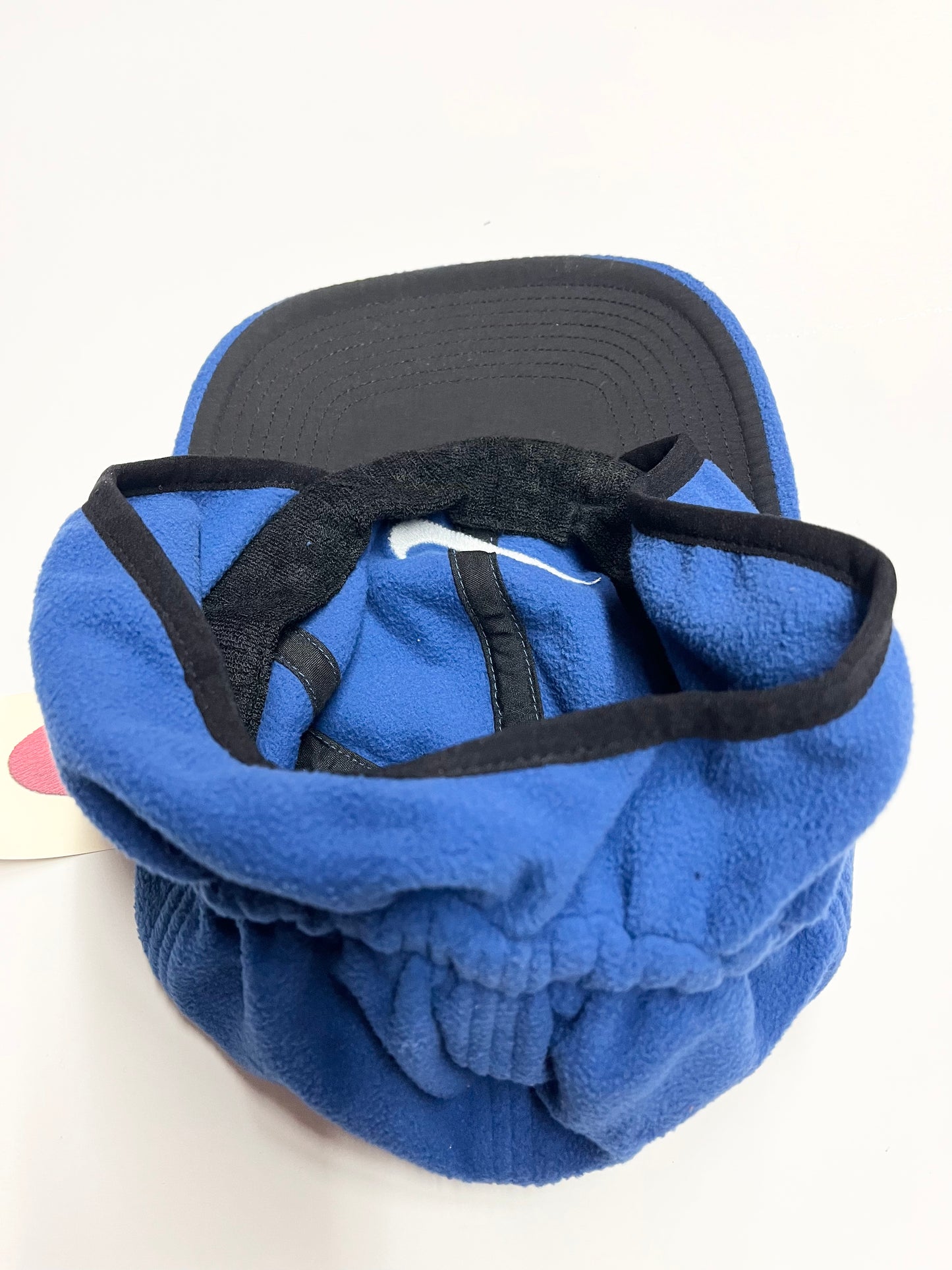 Vintage Nike Therma-Fit Fleece hat.