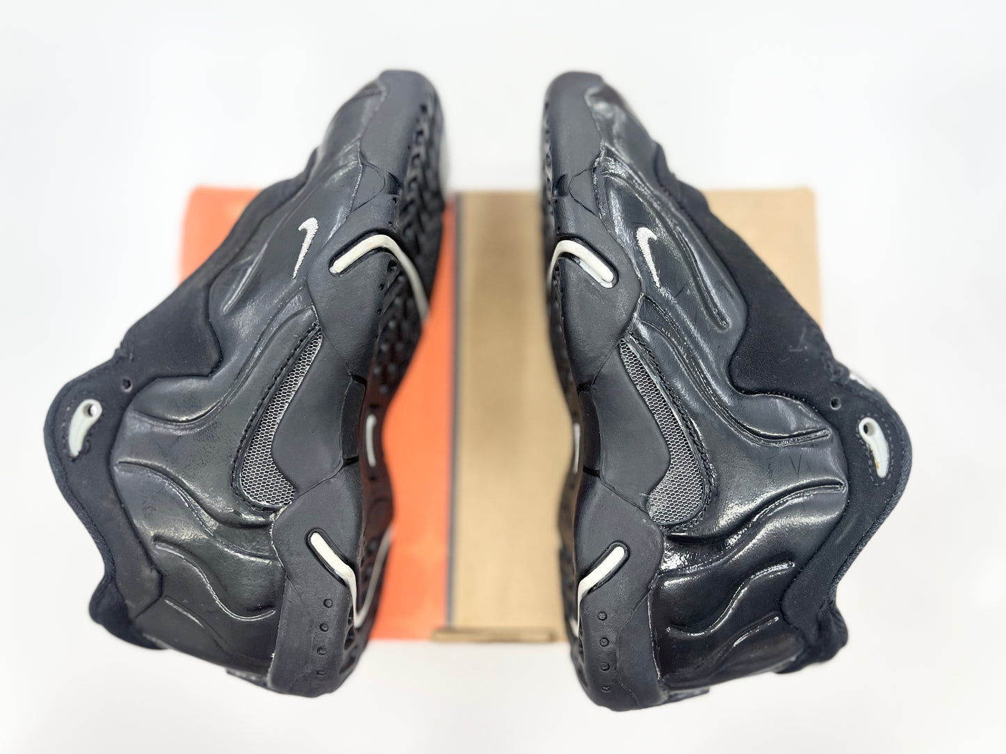 SZ: 11.5C. 2001 Kids Nike Solo Flight.