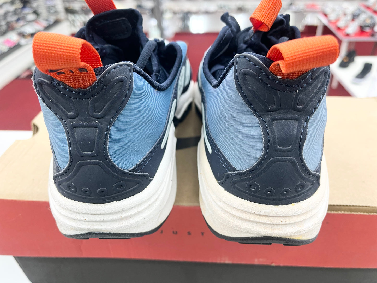 SZ 5.5Y. 1999 Kids Nike Air Sunder Max.