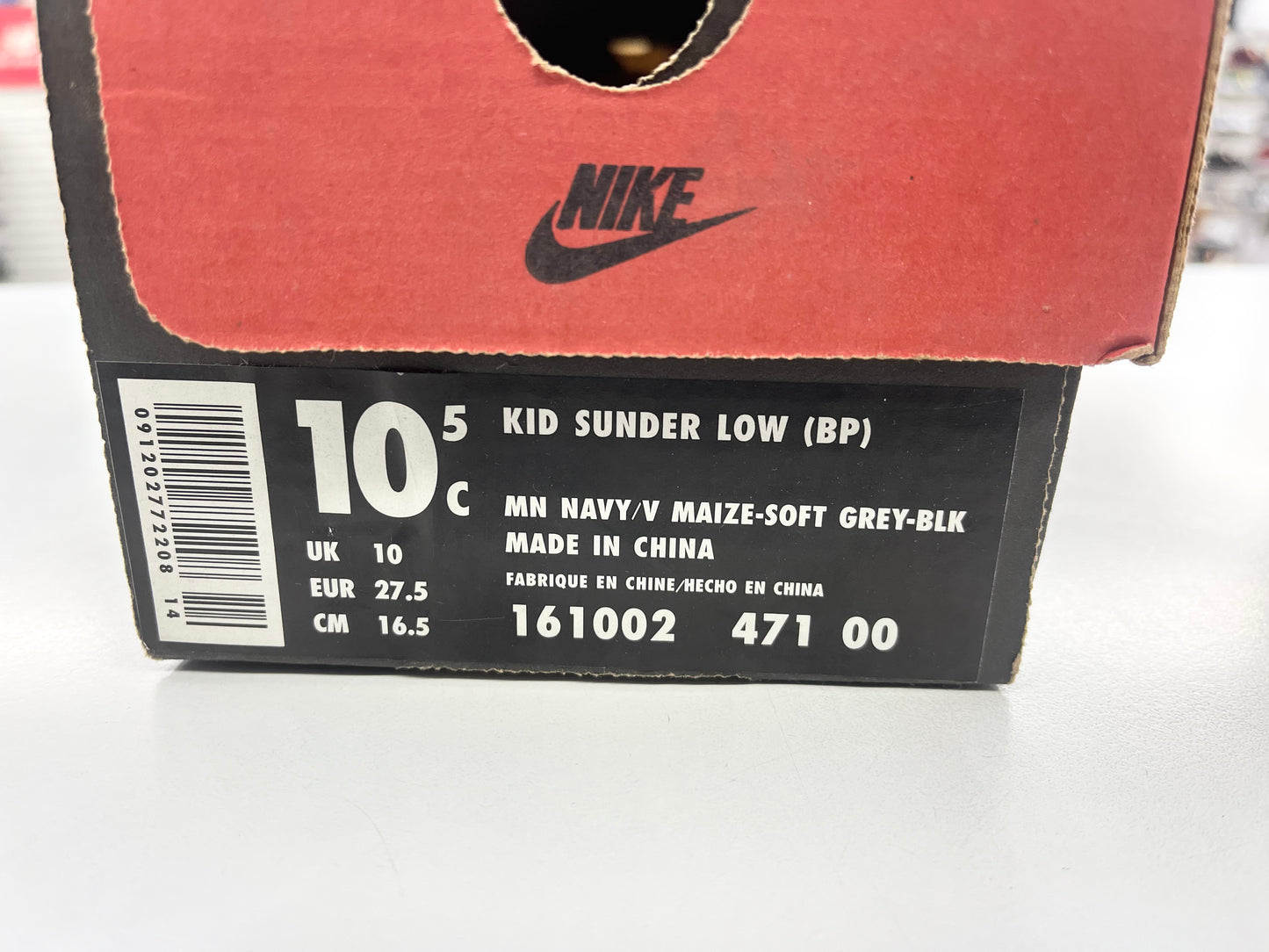 1997 Kid Nike Sunder Low Navy Maize.
