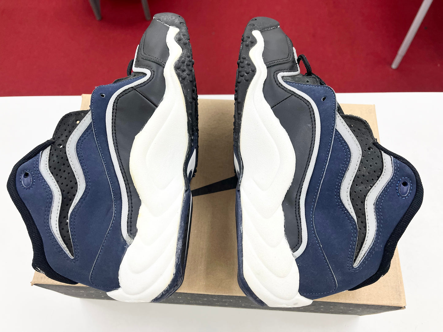 1996 DS Nike Air Flight Turbulence Navy.