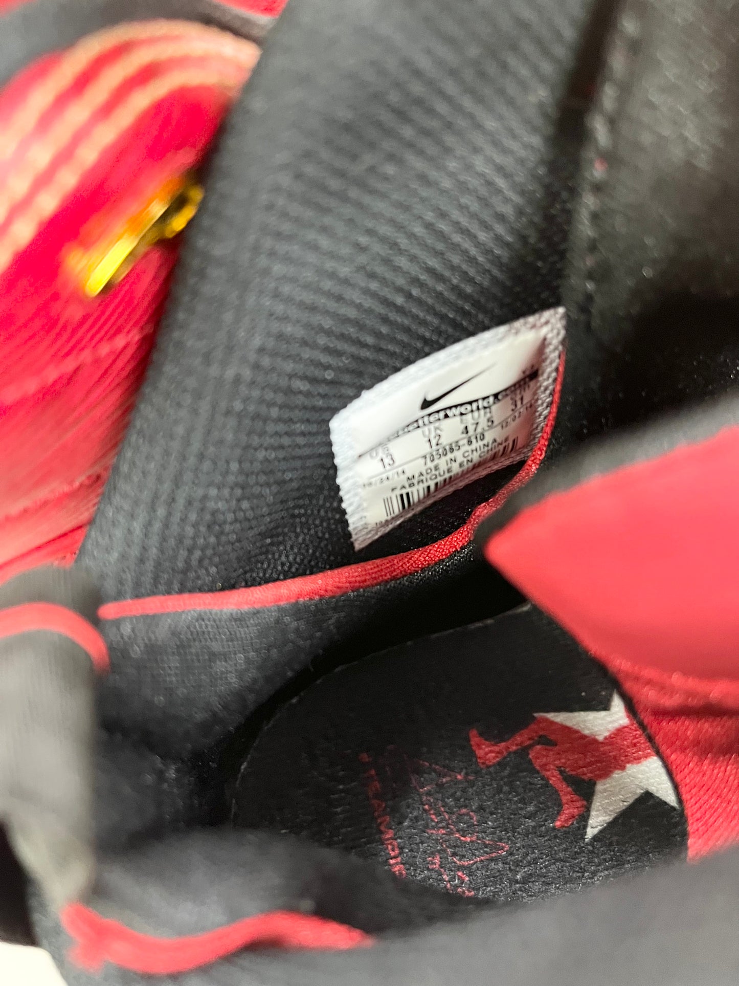 SZ 13 Men. PreOwned 2014 Nike Pippen 6 Red.