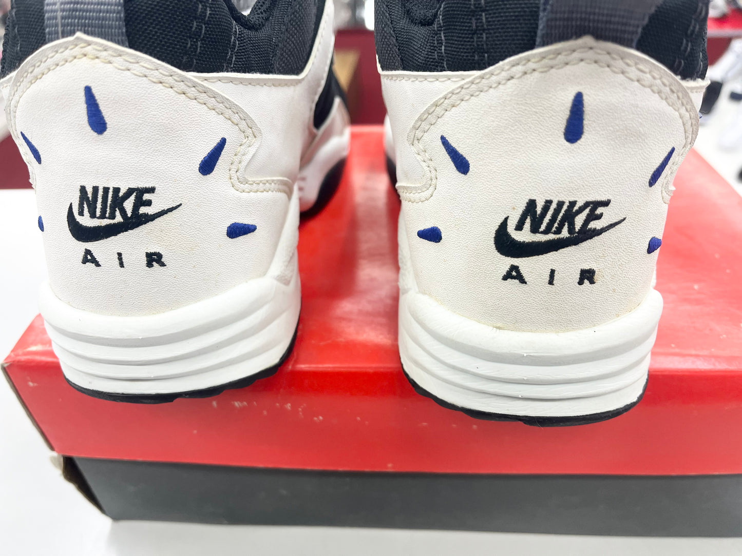 SZ 8.5 Men. 1994 Nike Air Edge 2 Mid Royals.