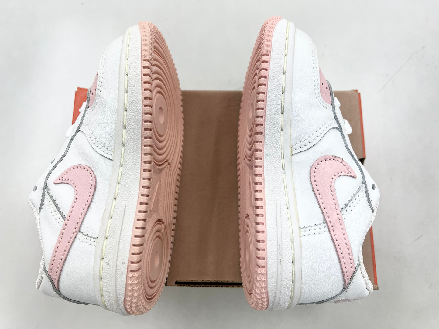 2004 Baby Nike AF1 Low White/Carnation.