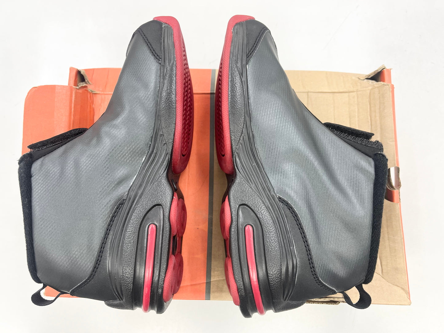 SZ 1Y. 2001 Kid Nike VC Hoop.