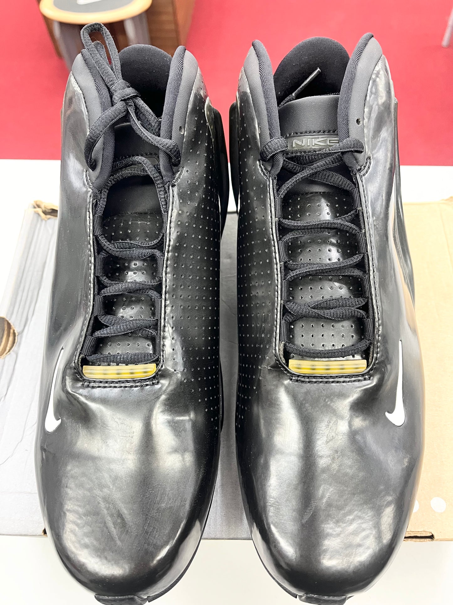 SZ 11.5 Men. 2001 Nike Air Hyper Flight.