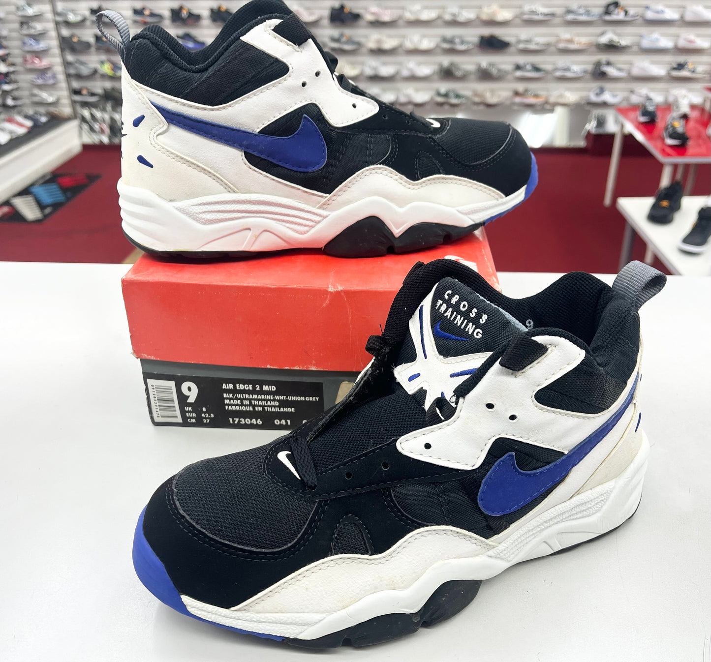 SZ 9 Men. 1994 Nike Air Edge 2 Mid Royals.