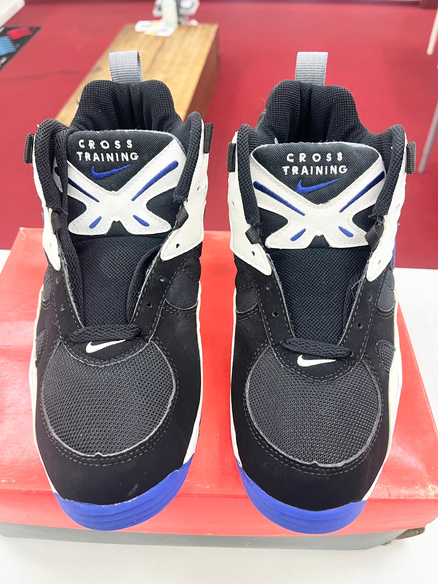 SZ 9 Men. 1994 Nike Air Edge 2 Mid Royals.