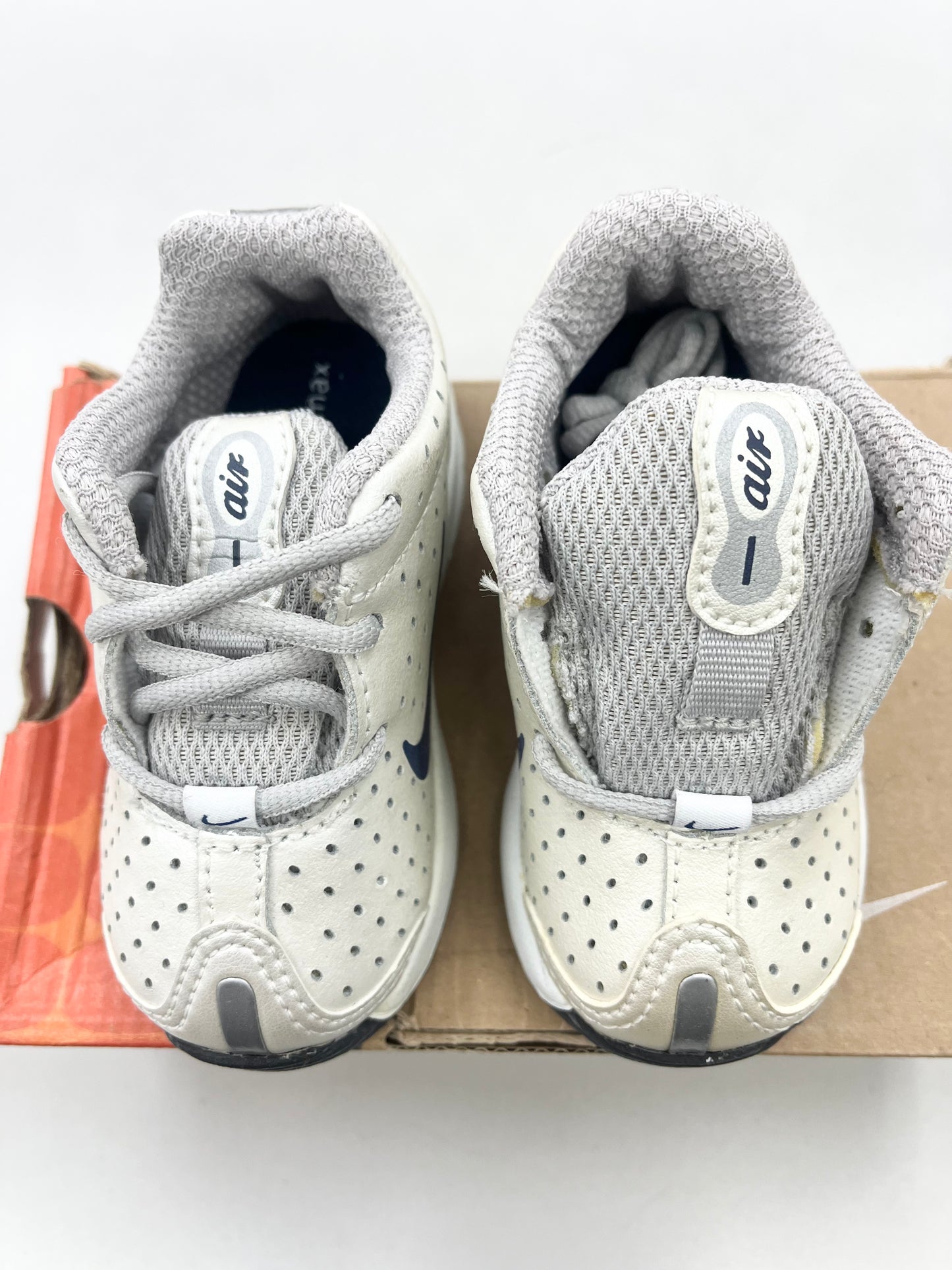 Size: 5C. 2003 Baby Nike Air Max.