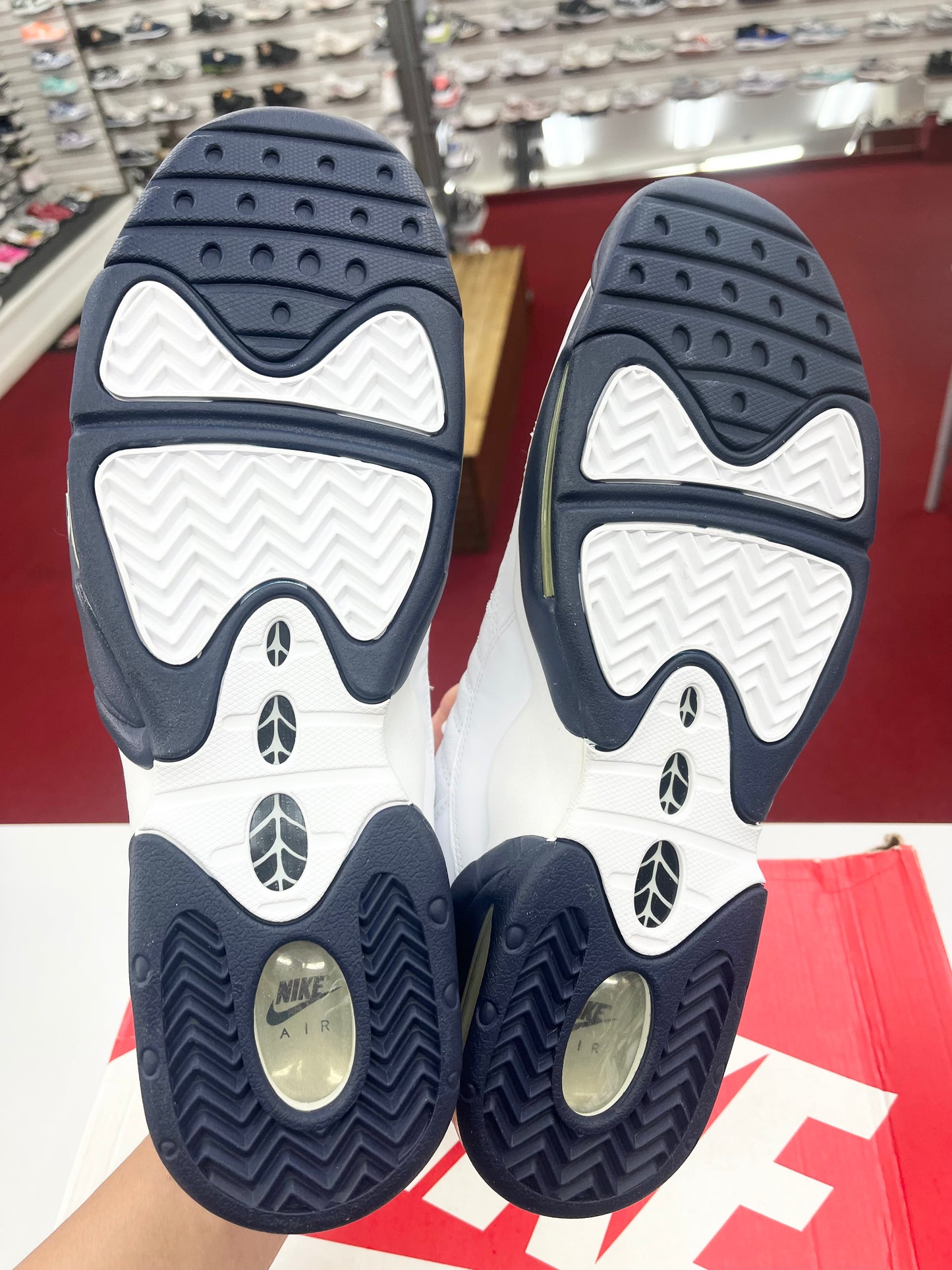 SZ 13 Men. 2015 Nike Air Max Sensation Chris Webber.