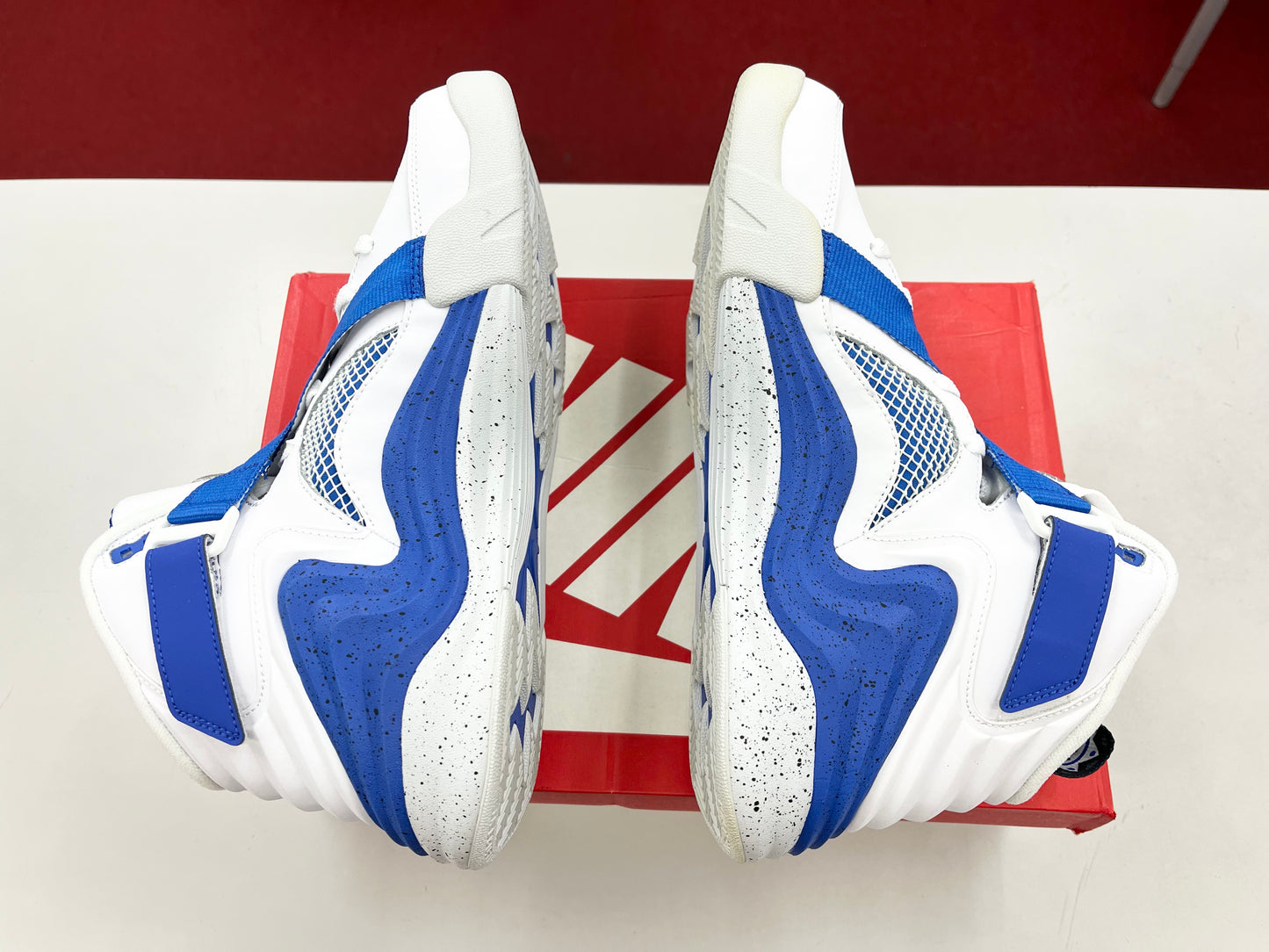 SZ 10 Men. 2014 Nike Lunar Raid.