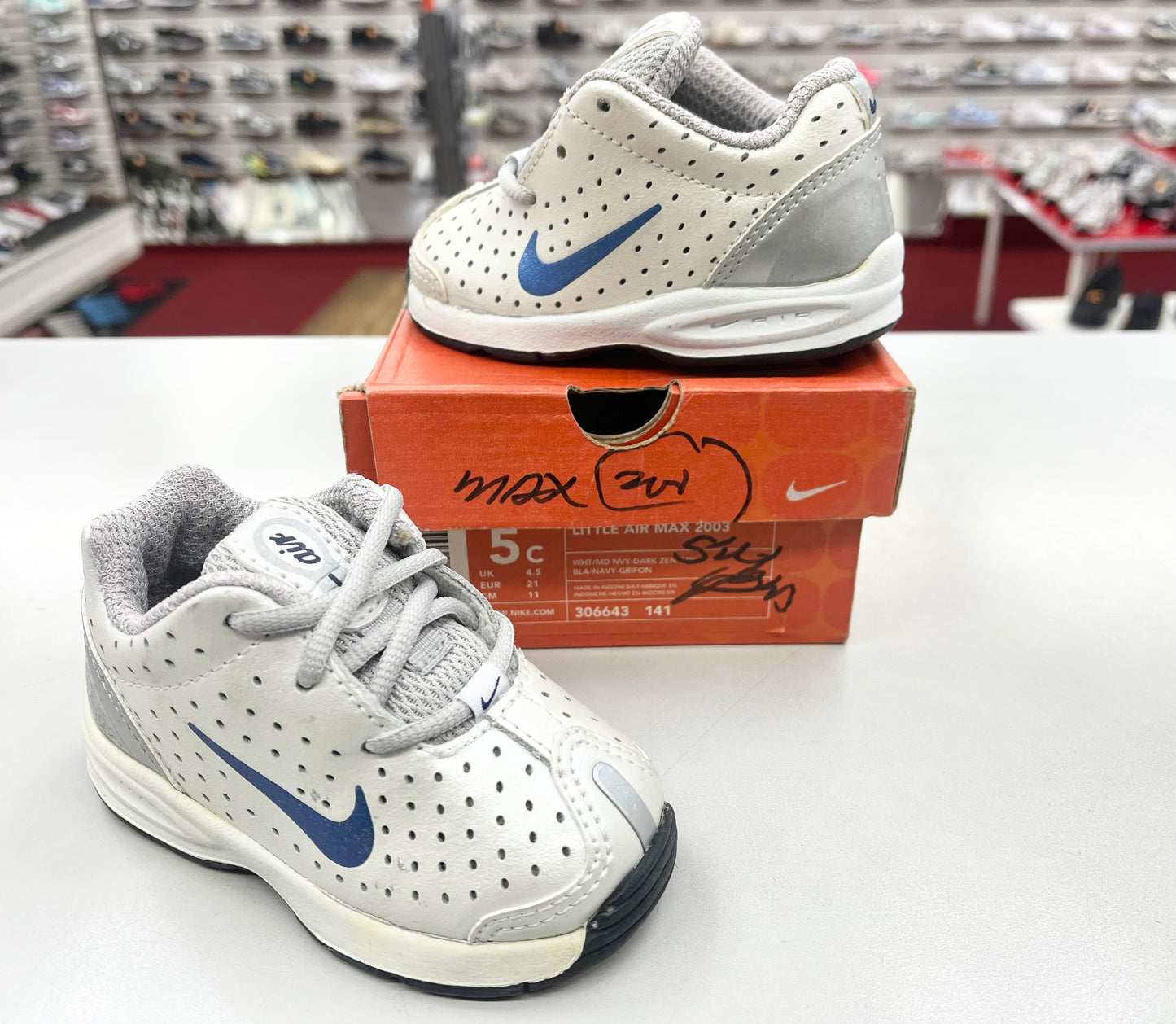 Size: 5C. 2003 Baby Nike Air Max.