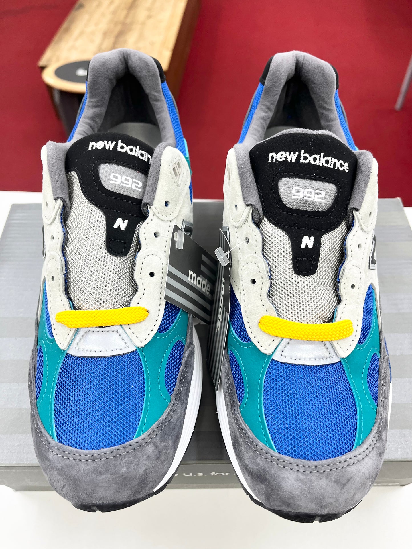 SZ 8.5 Men. New Balance 992RR