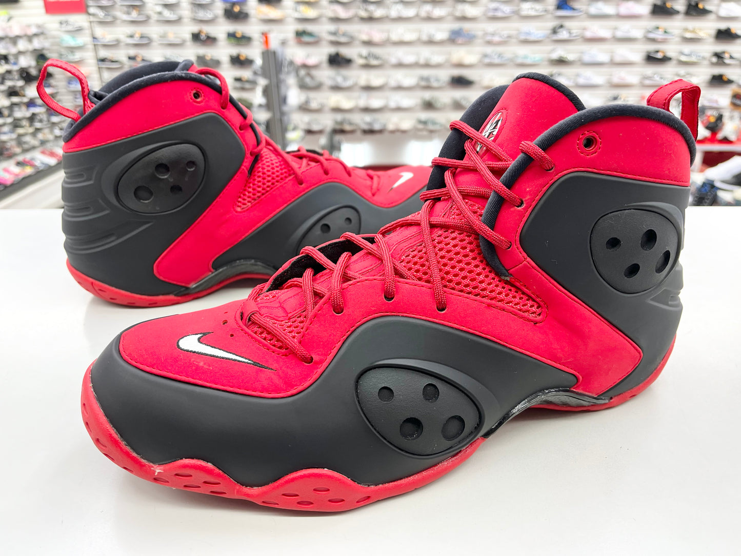 SZ 13 Men. 2019 PreOwned Nike Zoom Rookie.