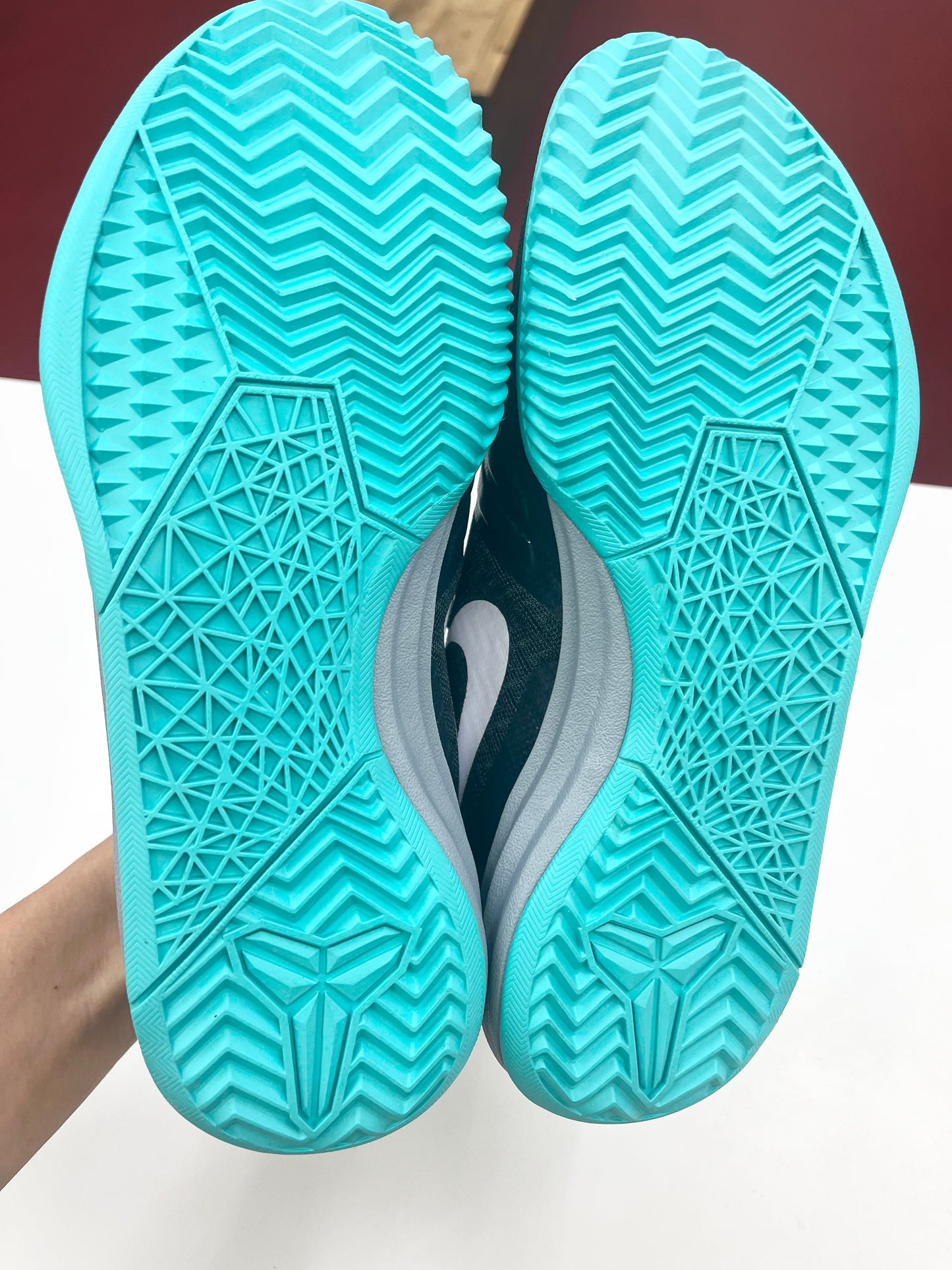 SZ 9 SAMPLES Nike Kobe Mentality.