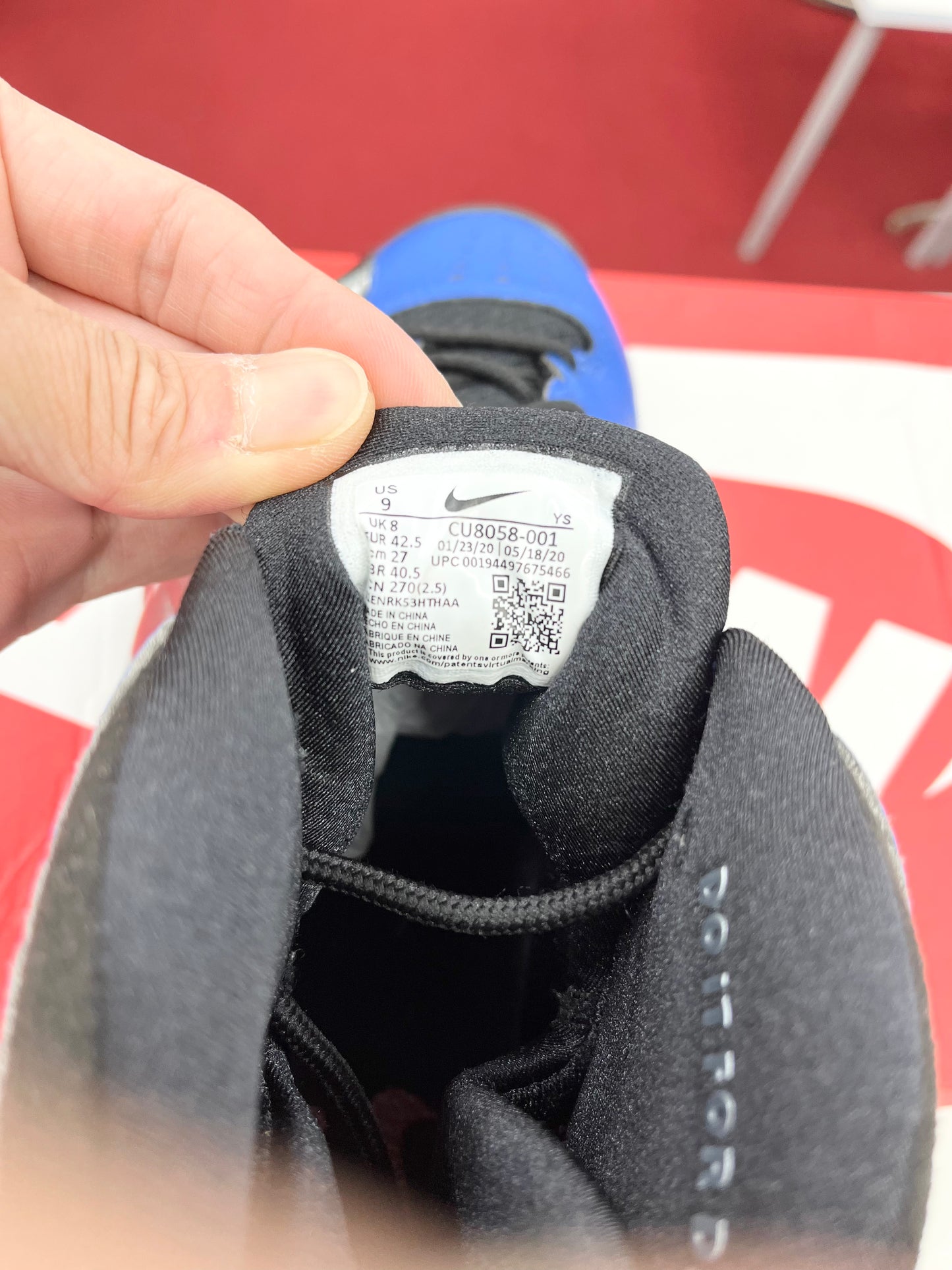 SZ 9 Men. PreOwned 2022 Nike Air Penny III.