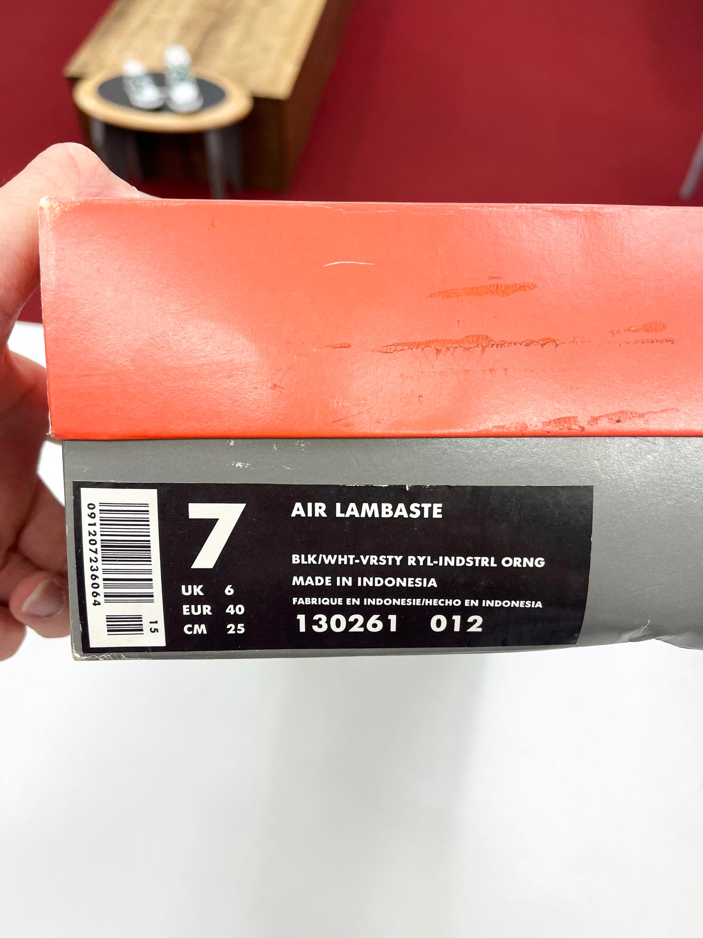 SZ 7 Men. 1995 Nike Air Lambaste.