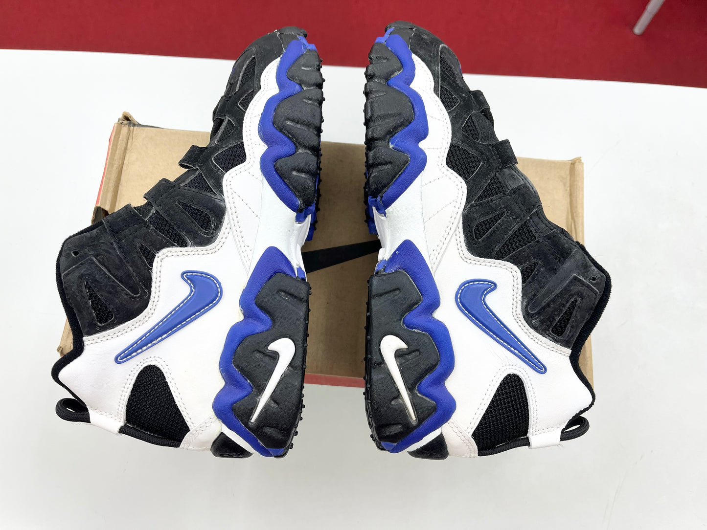 SZ 8.5 Men. 1996 Nike Air Slant Mid.