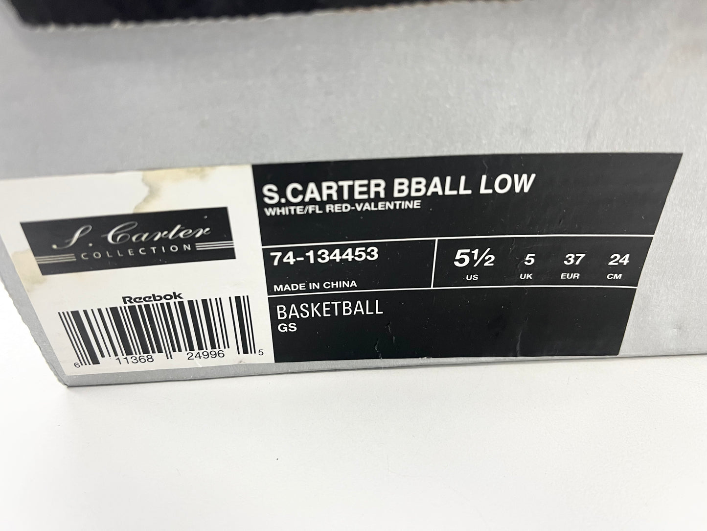 SZ 5.5Y. Kids Reebok S. Carter Bball Low Valentine.