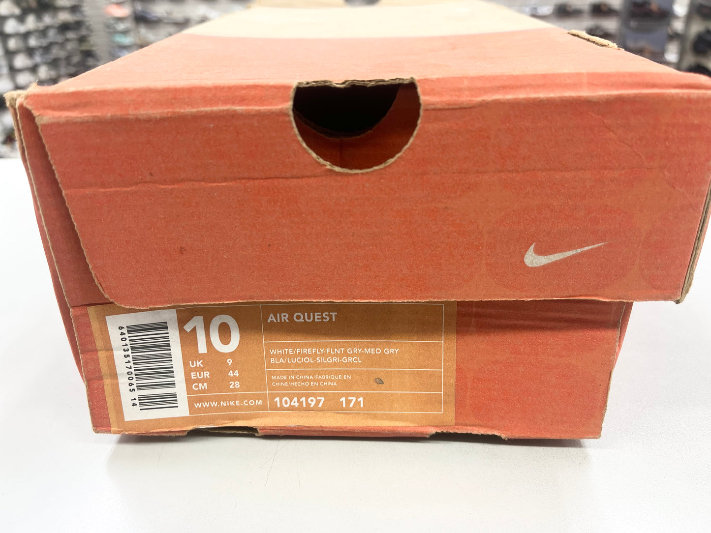 SZ. 10 Men. 1999 Nike Air Quest.