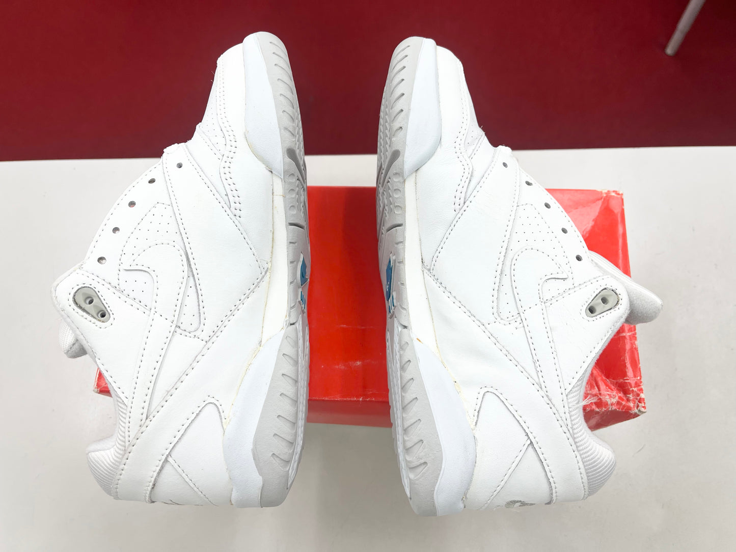 SZ 7.5 Men. 1991 Nike Air Tour Challenge.