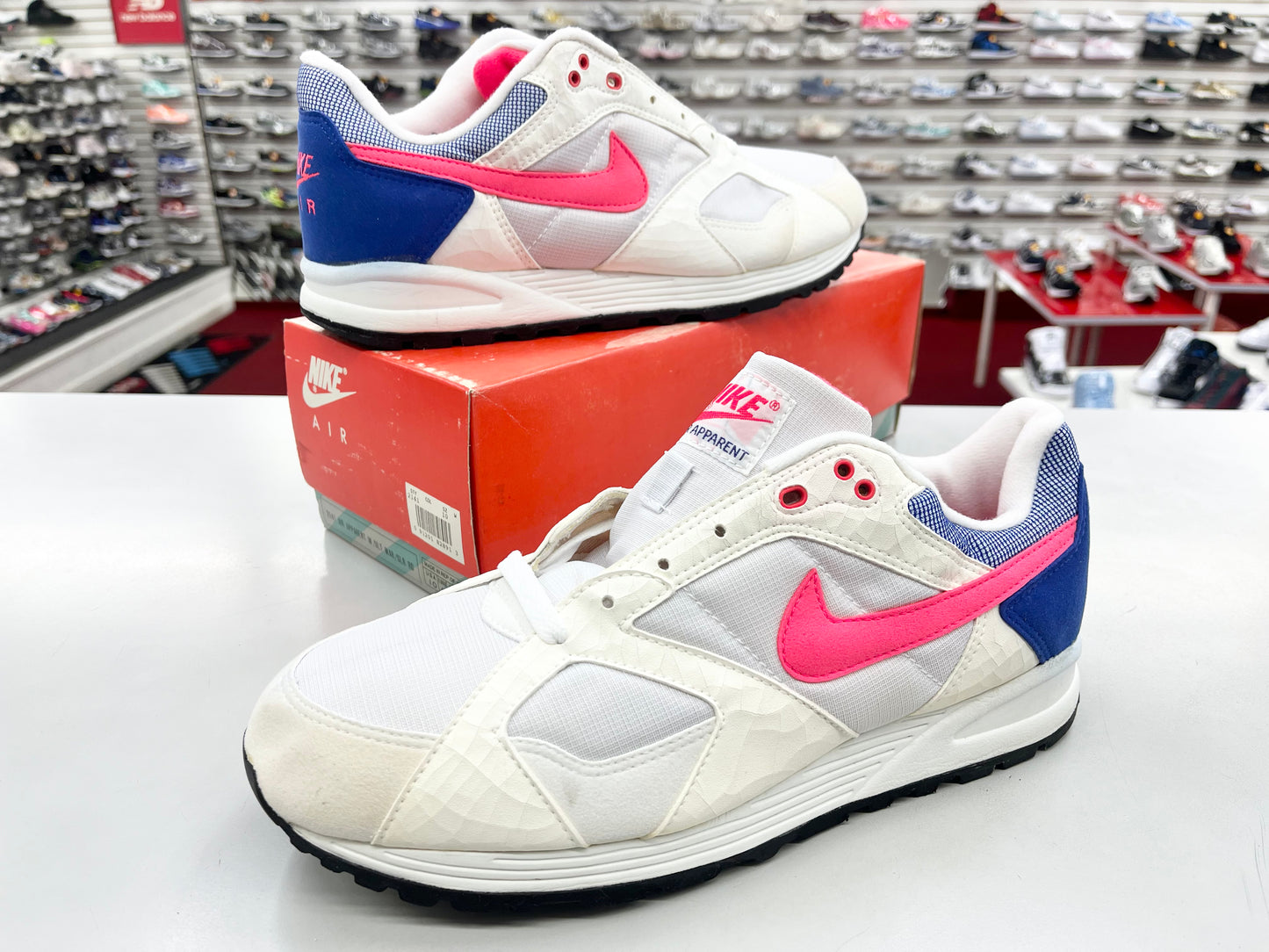SZ 10 Men. 1990 Nike Air Apparent.