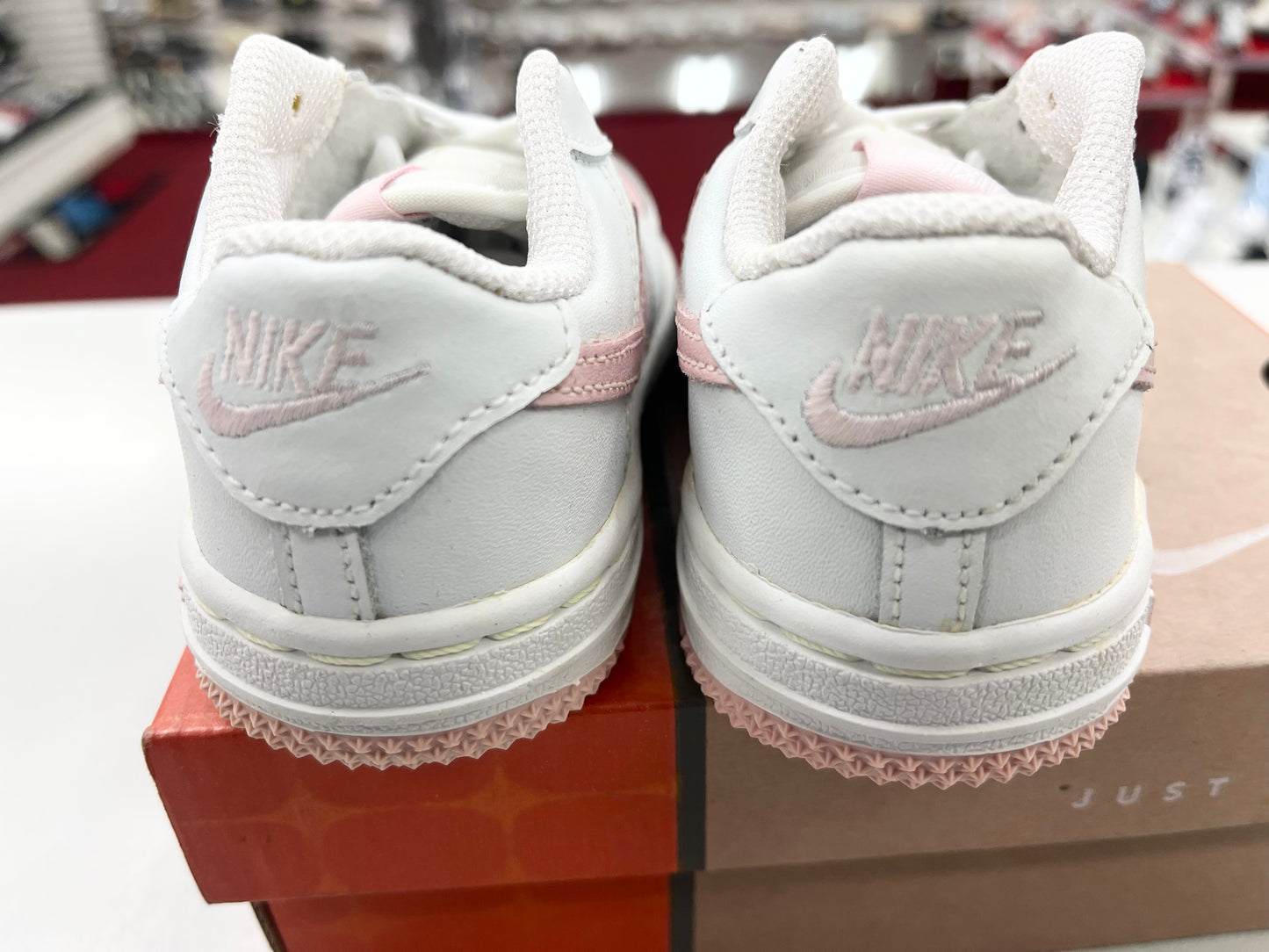 2004 Baby Nike AF1 Low White/Carnation.