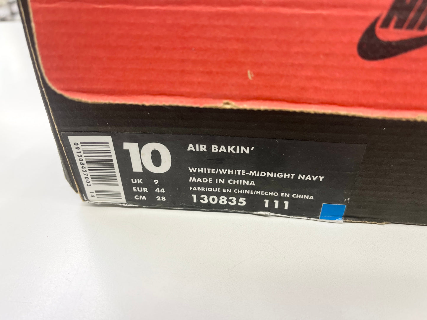 SZ 10 Men. 1997 Nike Air Bakin Midnight Navy.