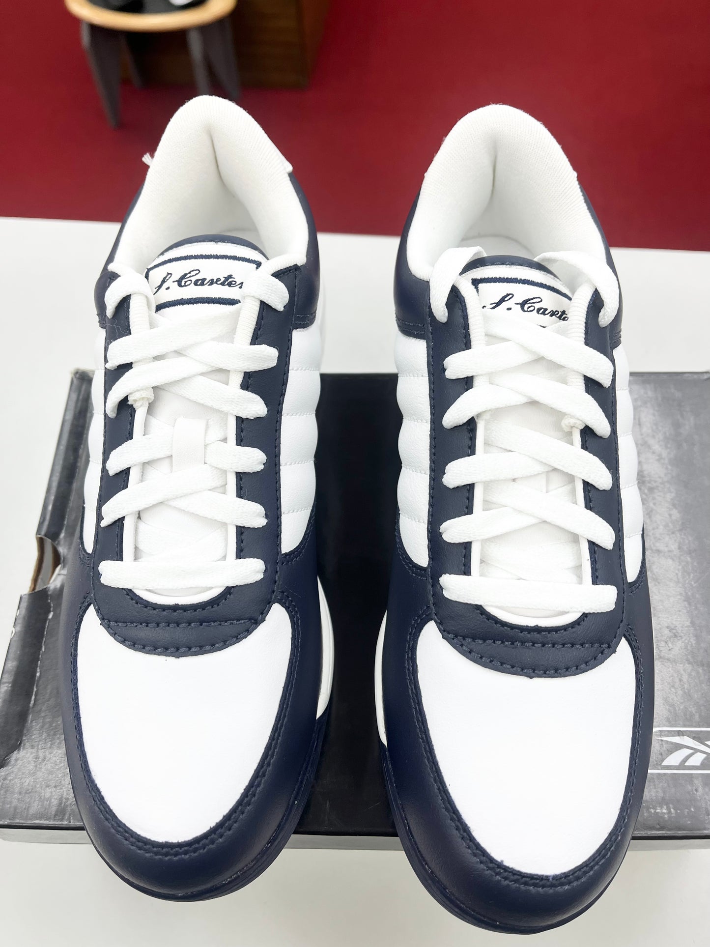 SZ6Y. Kids Reebok S. Carter Bball Low Navy.