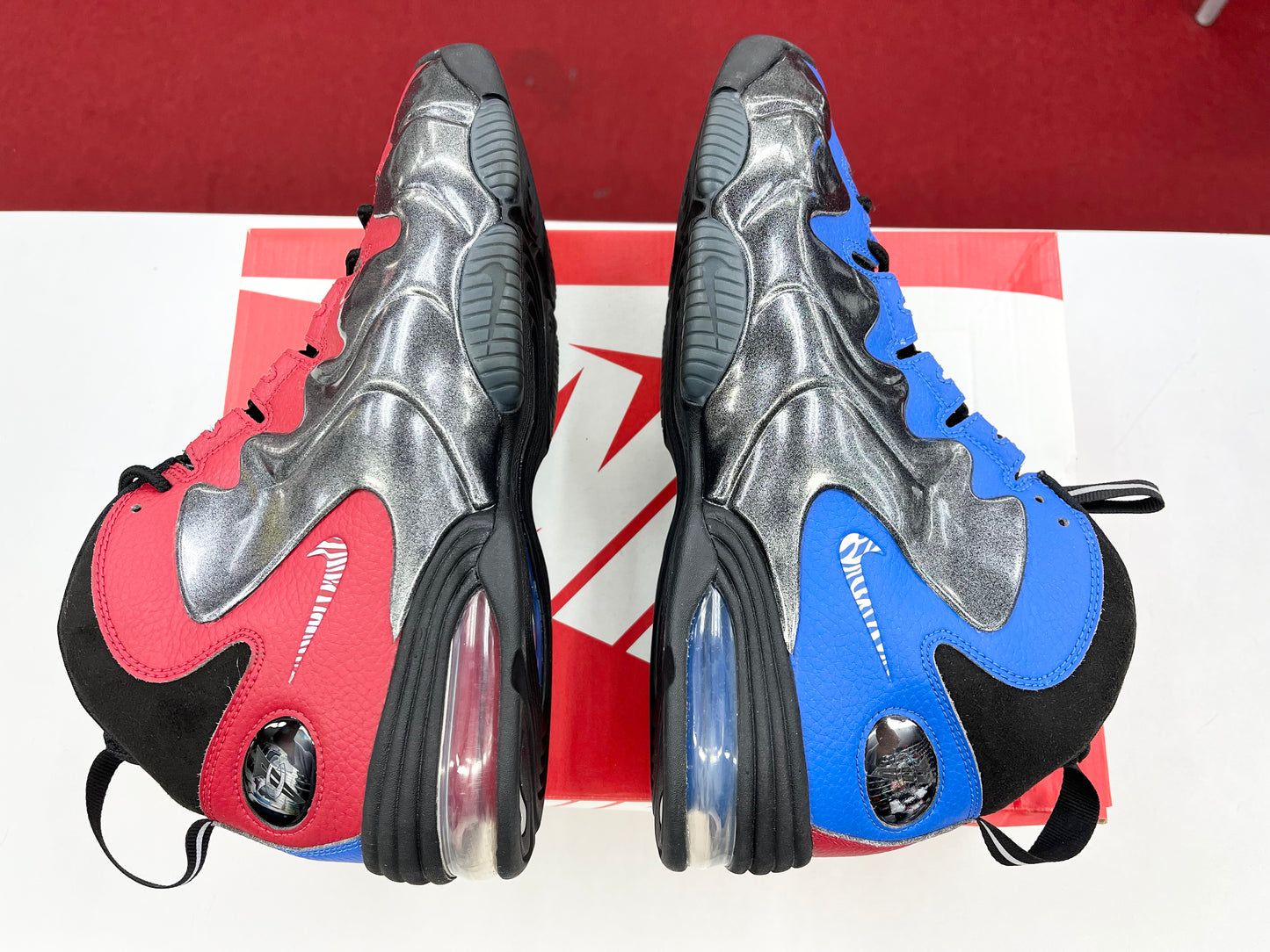 SZ 9 Men. PreOwned 2022 Nike Air Penny III.