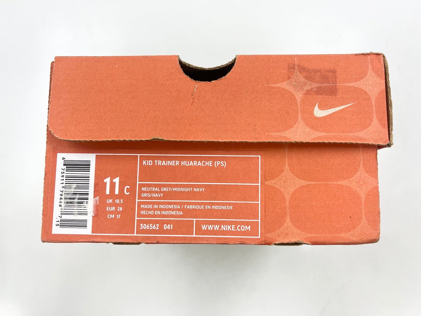 SZ 11C. 2004 Kid Nike Trainer Huarache.