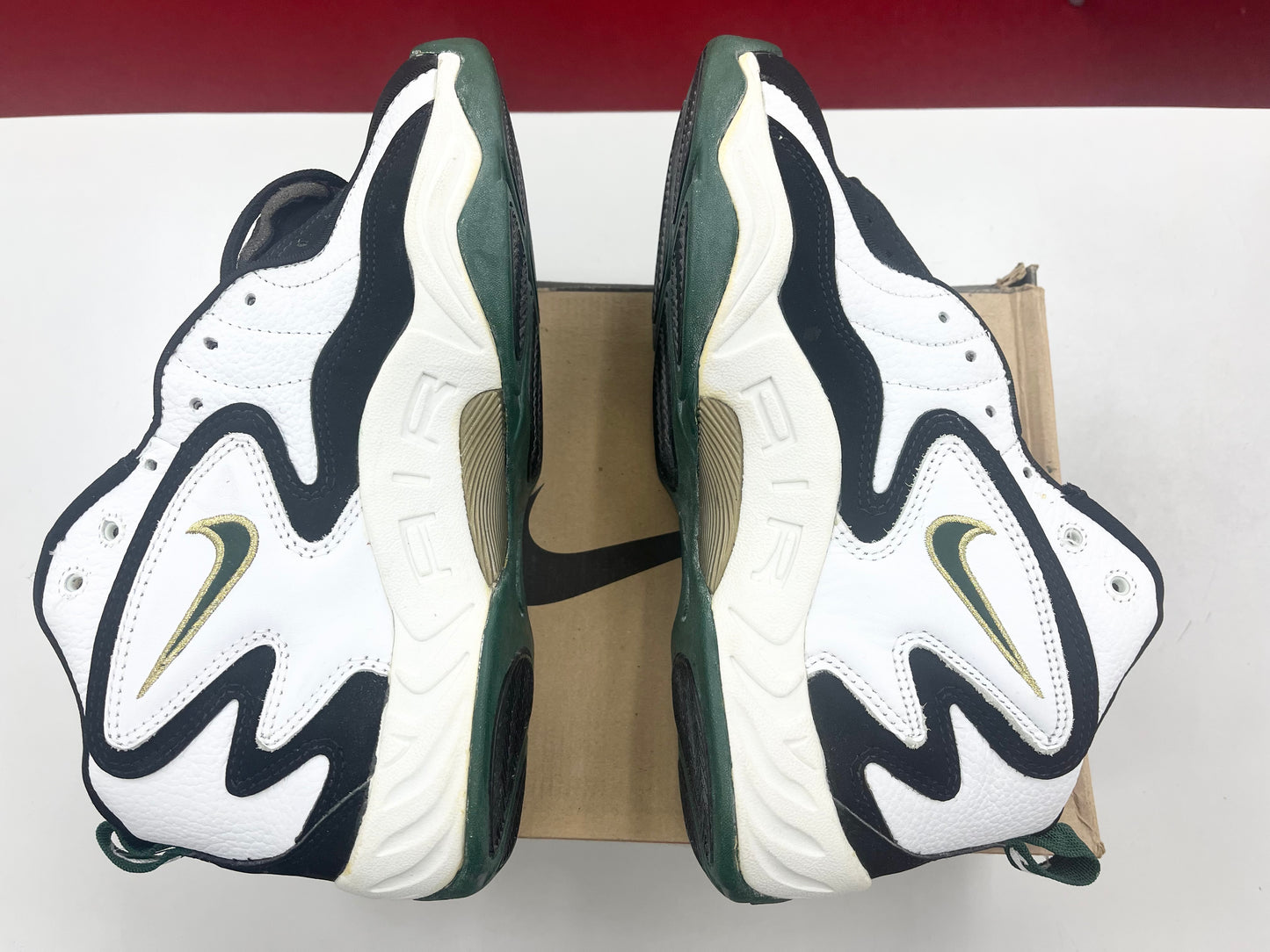 SZ 11.5 Men. 1997 Nike Air Winged Flight.