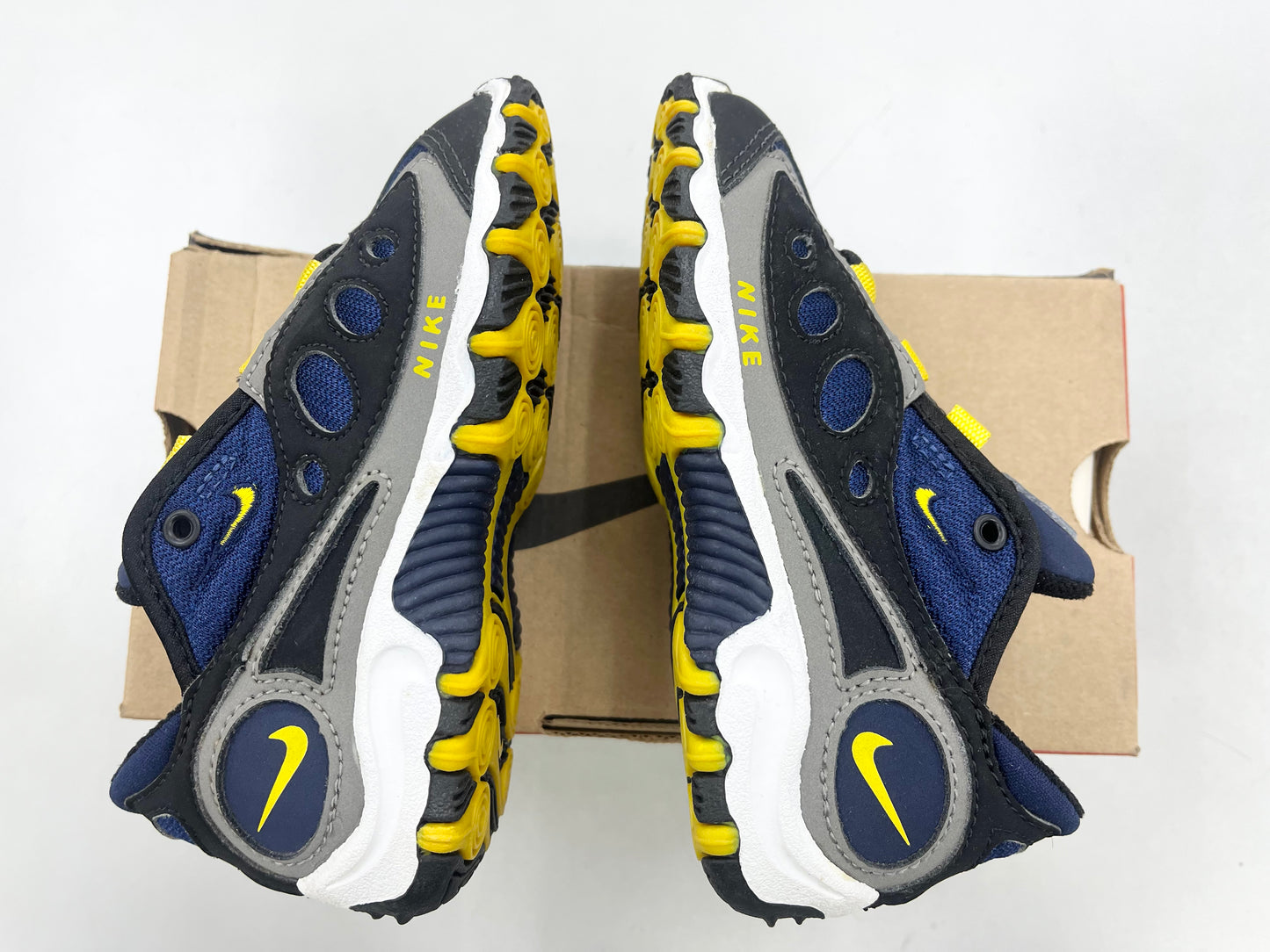 1997 Kid Nike Sunder Low Navy Maize.
