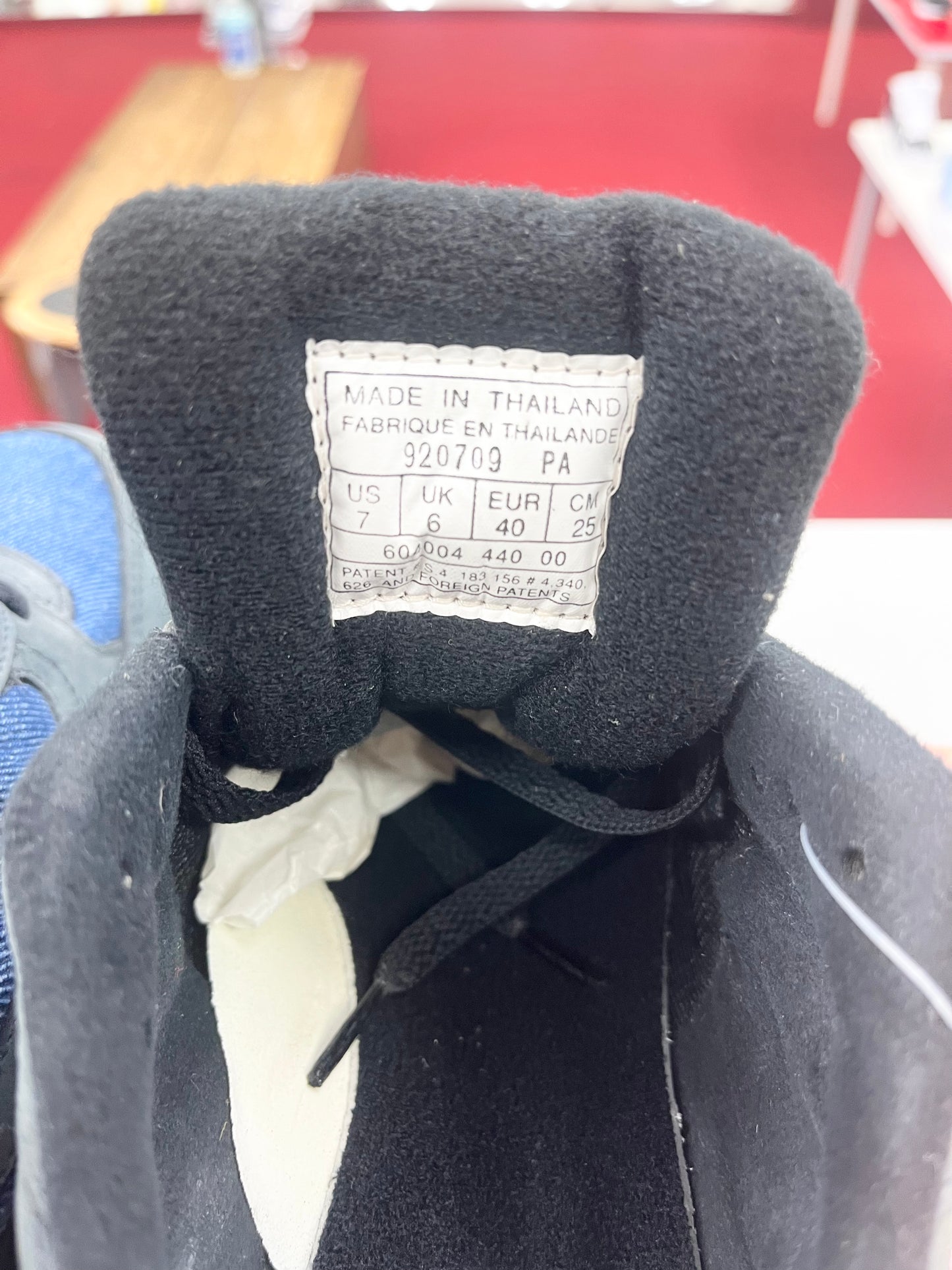 SZ 7 Men. 1992 Nike Air Attitude Denim.