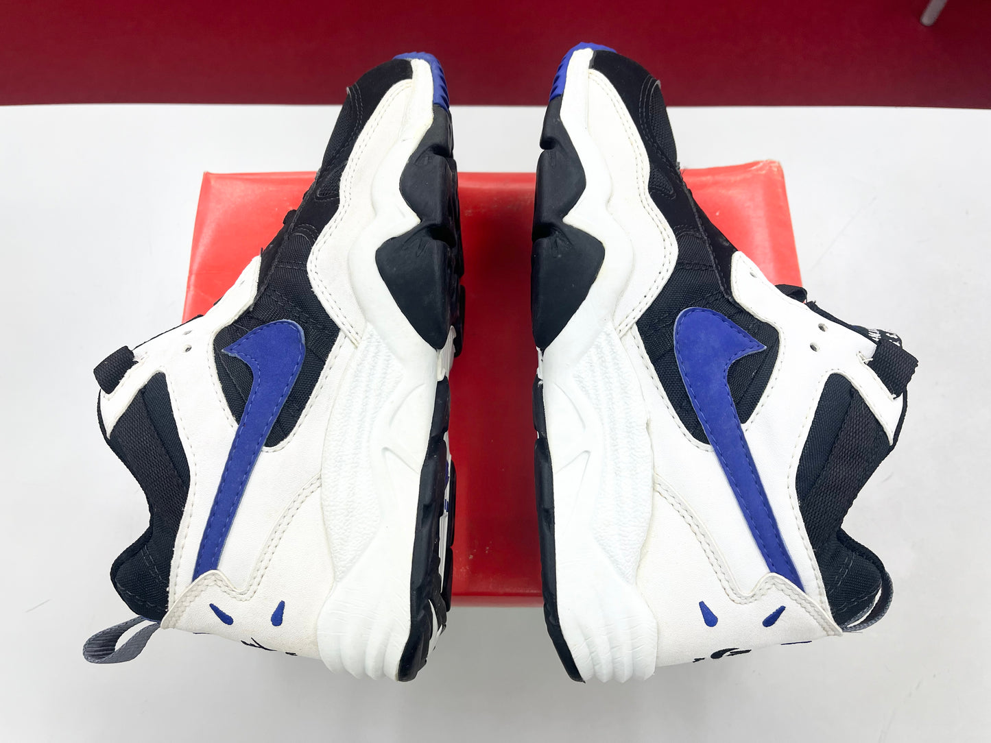 SZ 8.5 Men. 1994 Nike Air Edge 2 Mid Royals.
