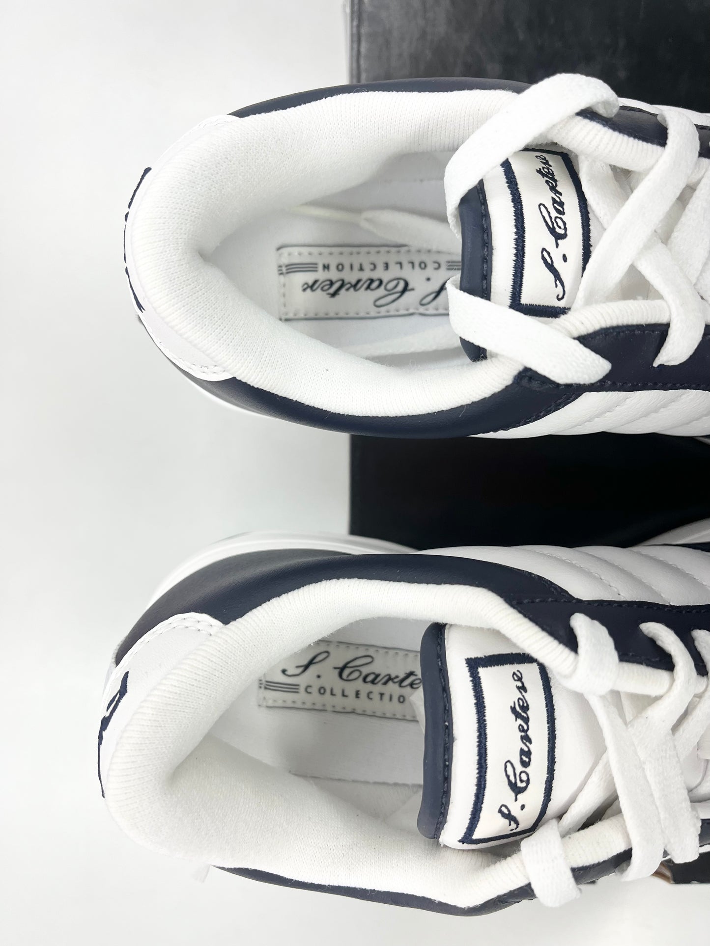 SZ6Y. Kids Reebok S. Carter Bball Low Navy.