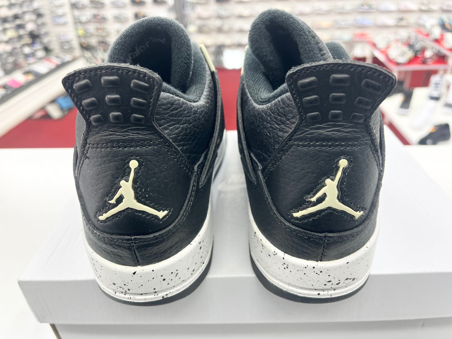 SZ 6.5Y. 2014 Jordan IV GS retro Oreos.