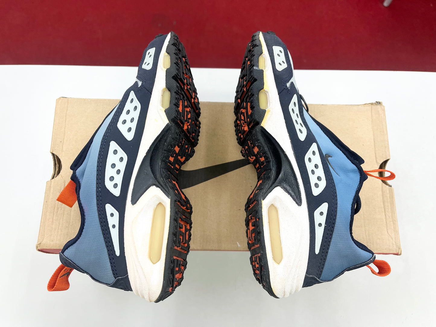 SZ 5.5Y. 1999 Kids Nike Air Sunder Max.