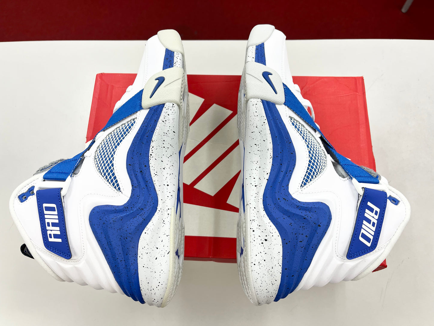 SZ 10 Men. 2014 Nike Lunar Raid.