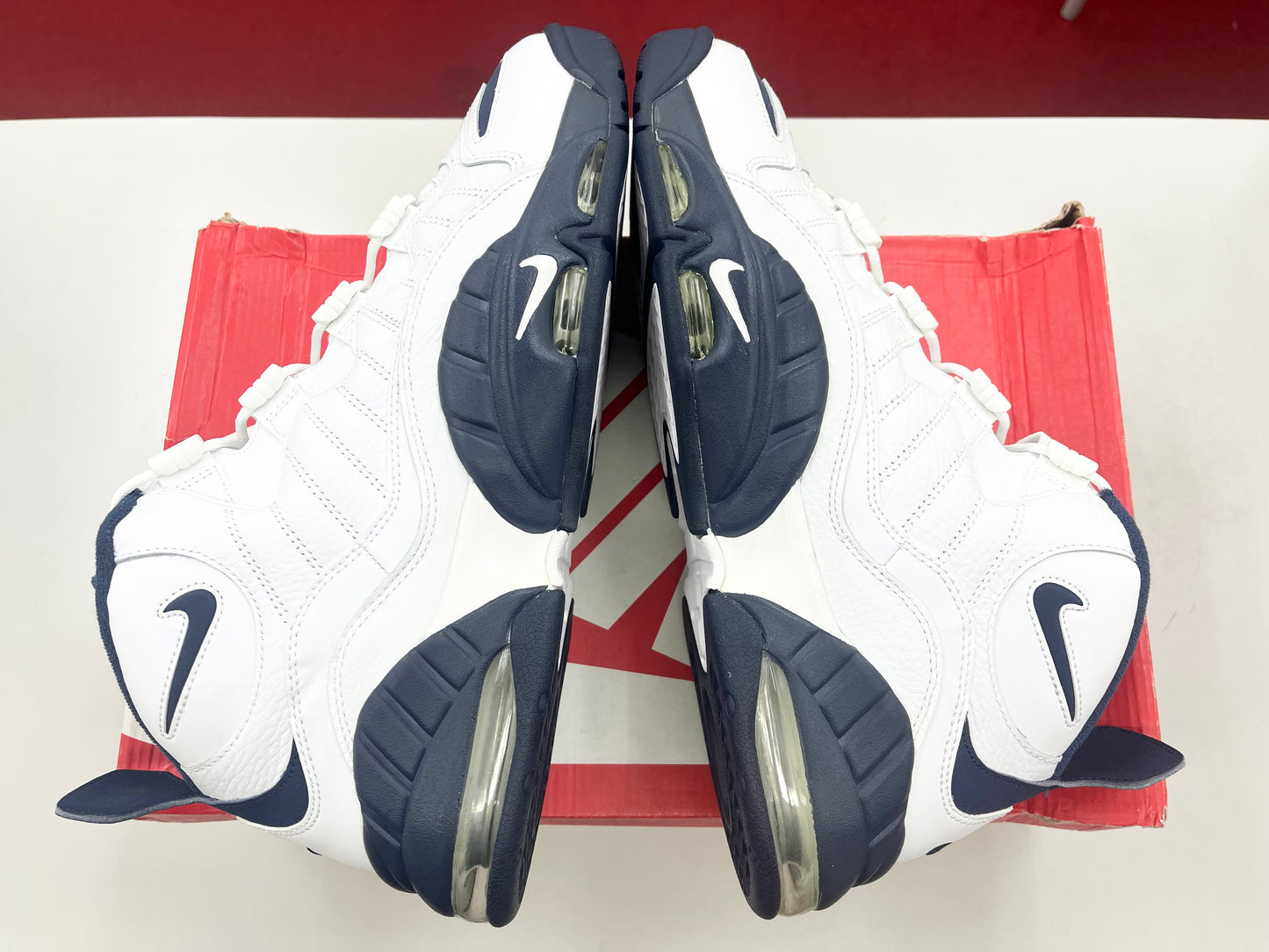 SZ 13 Men. 2015 Nike Air Max Sensation Chris Webber.