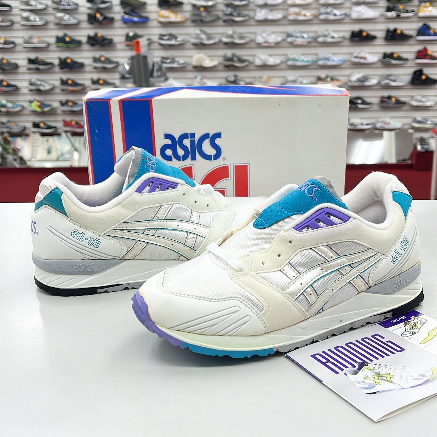 1990’s Women ASICS GEL-I20.