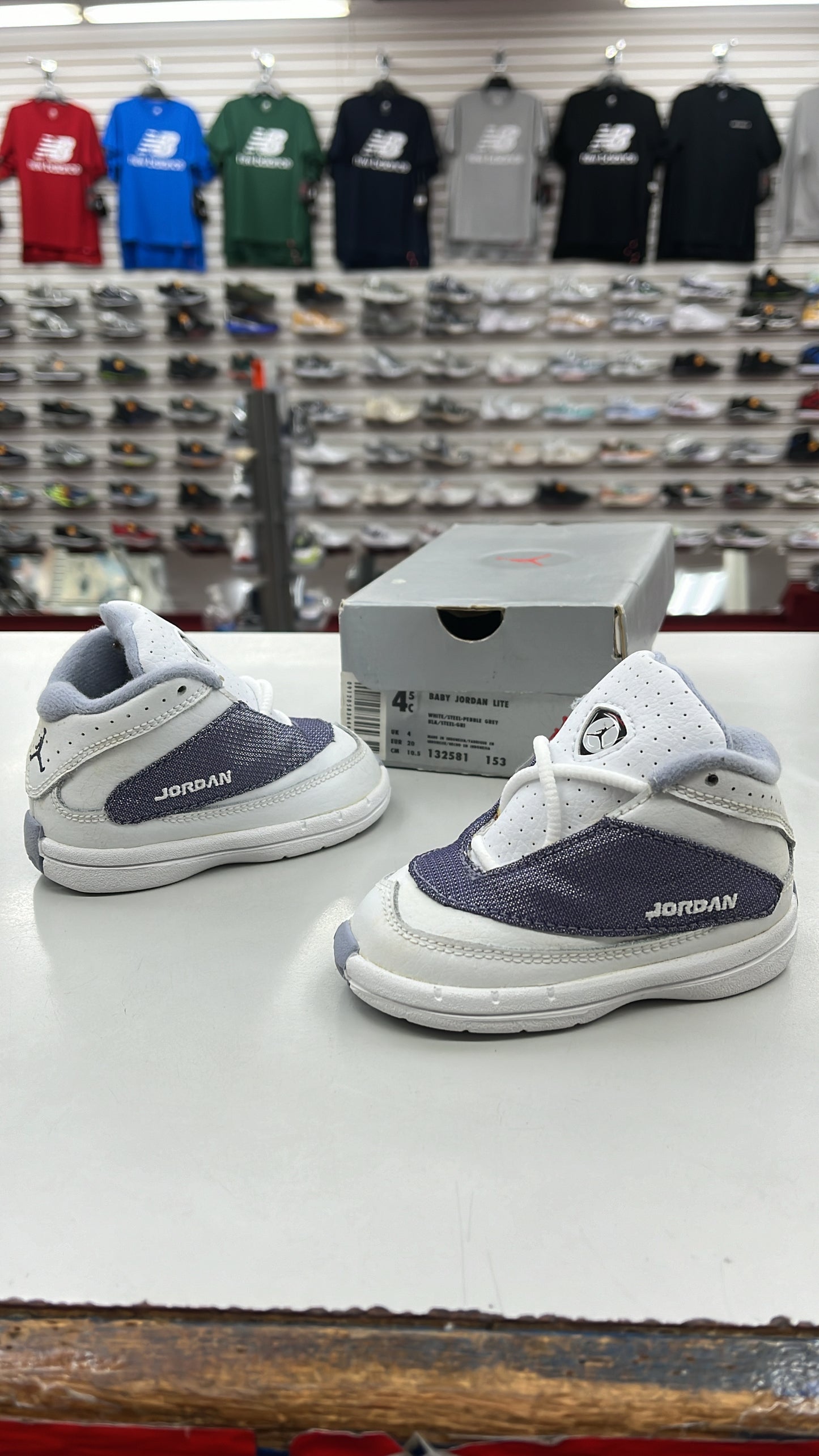 SZ 4.5C. 1998 Baby Jordan Lite.