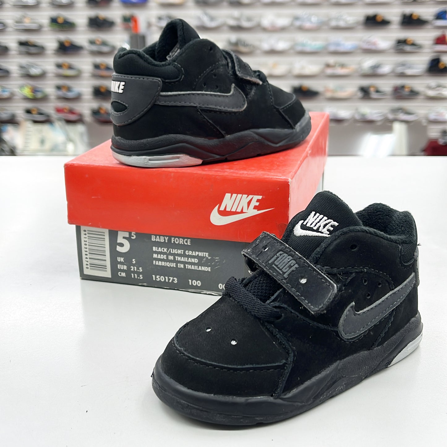 SZ 5.5C. 1992 Baby Nike Force Barkley.