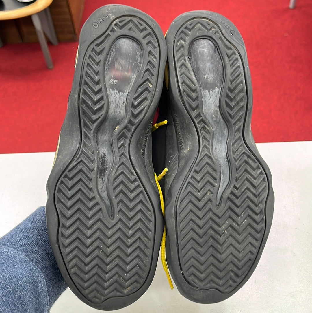 SZ 8 Men. 1996 Nike Air Bakin. PreOwned.